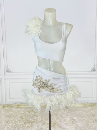 Elegant One-Shoulder Feathered Mini Dress with Embellished Appliqué and Asymmetric Design