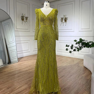 Emerald Allure: Elegant Green V-Neck Mermaid Evening Gown with Beading - 2024 Arabic Luxury