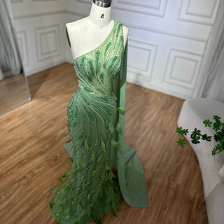 2025 Arabic Green One Shoulder Beaded Feathers Luxury Evening Gown with Side Cape Shawl for Women's Party