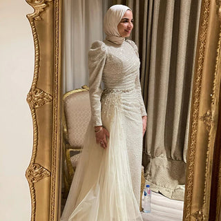 Luxury Dubai Beige Muslim Evening Dress: Arabic Formal Gown with Overskirt for Women's Wedding