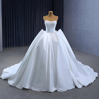 Gorgeous Strapless Satin Puffy Ball Gown Wedding Dress