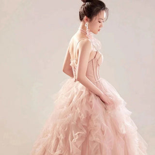 Elegant Evening Dress with Pleated Tulle and A-Line Silhouette