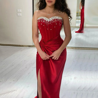 2024 Arabic Wine Red Strapless Beaded Mermaid Luxury Dubai Evening Gown with Side Slit for Women's Party