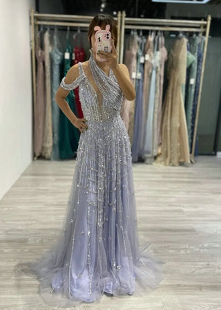 Stylish Light Purple Halter A-Line Evening Gown - Exclusive Off-Shoulder Beaded Tulle Dress with Sparkling Sequins for Women’s Parties