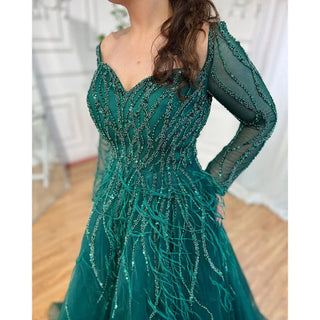 Luxury Dubai Feathers Lilac Evening Dresses: Elegant Emerald Green Arabic Formal Party Gowns for Women's Weddings