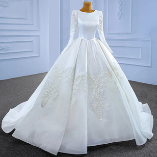 Simple Appliqué O-Neck Long Sleeve White Ball Gown Wedding Dress