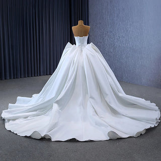 Gorgeous Strapless Satin Puffy Ball Gown Wedding Dress