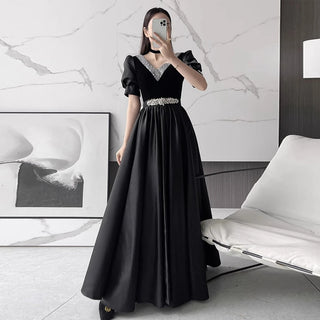 Stunning Black V-Neck Prom Dress with Floor-Length Satin Skirt for Women