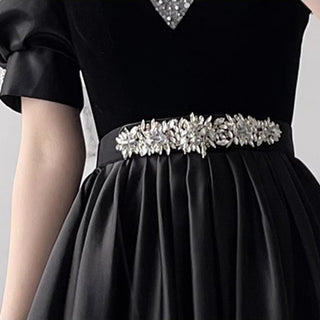 Stunning Black V-Neck Prom Dress with Floor-Length Satin Skirt for Women