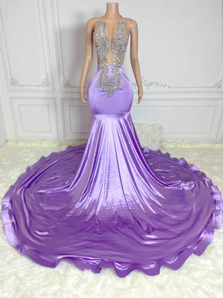 Enchanting Mermaid Gown with Luxurious Crystal Embellishments