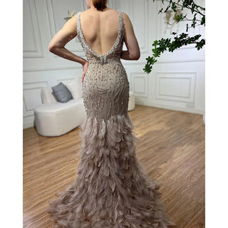 Pink Mermaid Evening Dress 2024 with Sexy High Split, V-Neck, Feather Beaded Luxury - Ideal for Women's Wedding Party