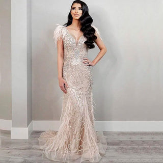 Champagne Mermaid Sleeveless Evening Dress: Elegant Formal Luxury with Diamond Feathers 2024