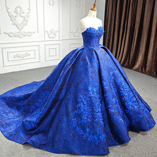 Luxurious Empire: Satin and Lace Quinceañera Dresses for Prom