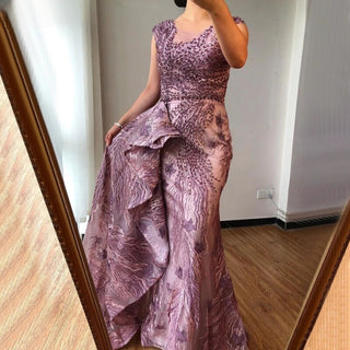 2024 Pink Sleeveless Mermaid Evening Gown: High-End O-Neck with Beading and Lace Detail - Formal Party Elegance