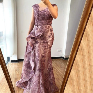 2024 Pink Sleeveless Mermaid Evening Gown: High-End O-Neck with Beading and Lace Detail - Formal Party Elegance