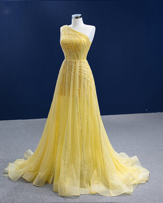 Sunset Elegance: Yellow One-Shoulder Evening Gown for Sophisticated Parties