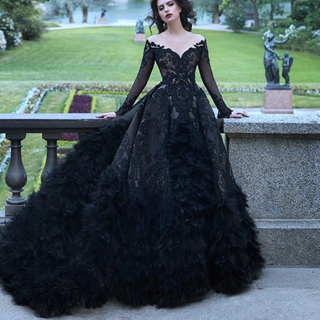 Timeless Elegance: 2024 Black Wedding Gown with Long Sleeves, O-Neck, Beading, and Feathers – Custom Made