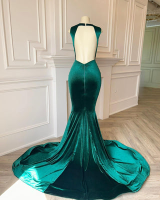 Emerald Velvet Mermaid Gown with Intricate Beaded Bodice and Plunge Neckline