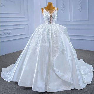 Luxury Simple Sleeveless O-Neck Lace Bridal Wedding Gown