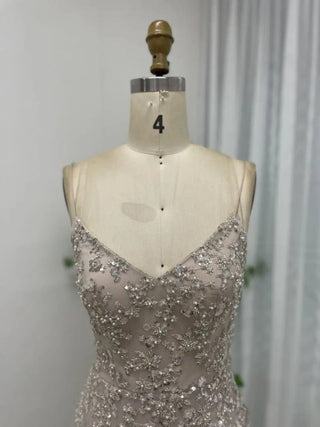 2024 Champagne Exclusive V-Neck Backless Mermaid Evening Gown - Stunning Beaded Prom Party Dress for Weddings