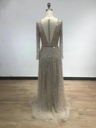 Ships in 1 to 3 Days - Golden Silhouette: Dubai-Inspired Evening Gown in Gold and Silver Hues - Timeless Elegance for Muslim Proms, Weddings, and Celebrations.