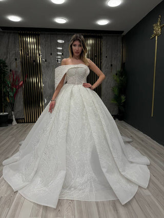 Ethereal Luminescence Strapless Bridal Gown with Detachable Sleeves