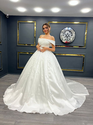 Exquisite Off-the-Shoulder Pearl-Embellished Ball Gown with Elegant Pleating