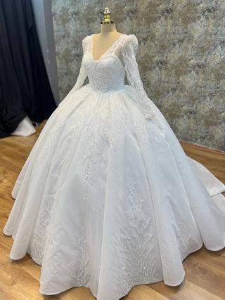 Elegant V-Neck Ball Gown with Intricate Beaded Lace and Graceful Long Sleeves