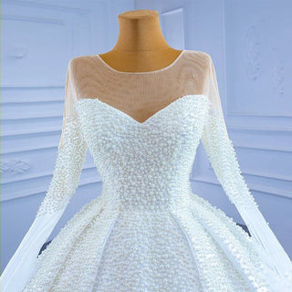 Elegant Sexy Pearl Long Sleeve Sweetheart Neck Wedding Dress