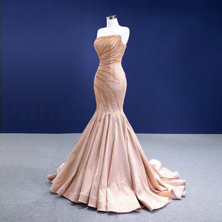 Designer's Delight: Pink Beaded Bridesmaid Mermaid Evening Dress with Appliques and Sequins