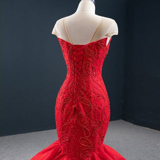 Radiant Elegance: Red Lace Applique Mermaid Evening Gown