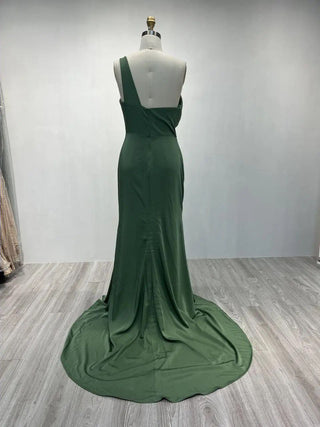 2024 Green Mermaid Evening Dress - Sexy Open Back Satin Gown with One Shoulder and Pleats for Formal Occasions