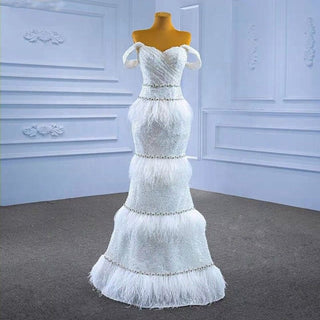 Chic Elegance: New-Style Ivory Off-Shoulder Cake Skirt Dress with Feather Accents for Women