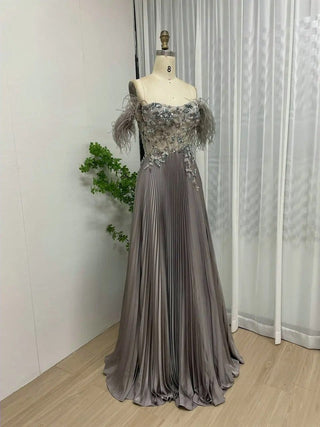 Exclusive Beaded Lace Grey Strapless Mother of the Bride Dress 2024 - Simple Off-Shoulder A-Line Satin Evening Gown