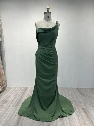 2024 Green Mermaid Evening Dress - Sexy Open Back Satin Gown with One Shoulder and Pleats for Formal Occasions