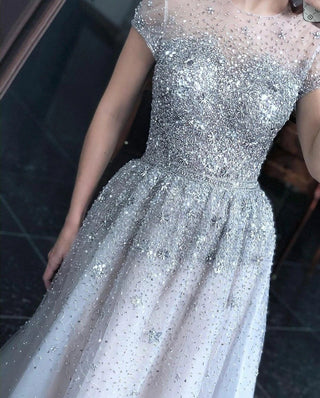 Sophisticated Silver A-Line Tulle Evening Dress - 2024 Dubai Design with Short Sleeves and Beading