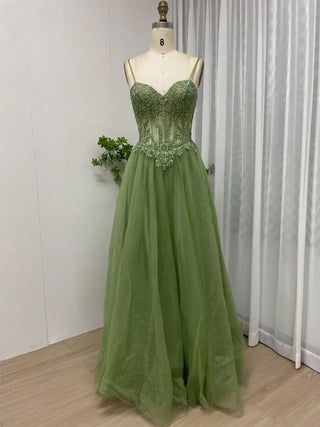 2024 Green A-Line Princess Dress - Stunning Beaded Sweetheart Neck Gown for Girls’ Wedding Guests