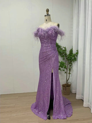 Purple Off-Shoulder Mermaid Evening Dress with Shiny Sequins and High Split - Arabic Formal Gown with Feathers for Wedding Parties