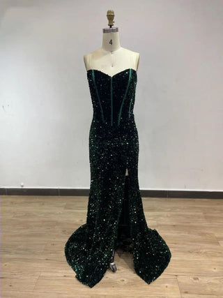 Green Strapless Sequin Mermaid Gown – Sparkling High-Slit Prom Dress for Weddings & Celebrity Events 2024