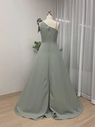 Green One-Shoulder A-Line Formal Gown – Elegant Pleated Evening Dress for Weddings & Engagements 2024