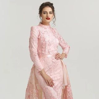 Muslim Romantic Pink Long Sleeves Evening Dress 2024 - High Neck Handmade Flowers Evening Gown