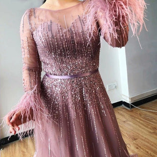 Pink A-Line Dubai Design Luxury Evening Dress 2024 - Elegant Feathered Gown for Women