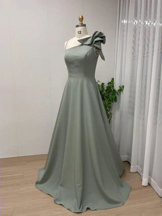 Green One-Shoulder A-Line Formal Gown – Elegant Pleated Evening Dress for Weddings & Engagements 2024