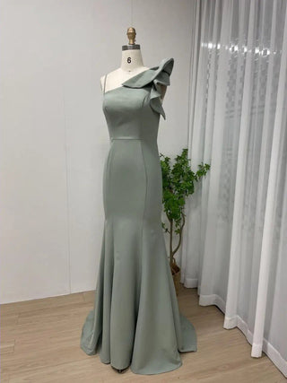 2024 Green One-Shoulder Mermaid Evening Dress - Exclusive Fit and Flare Satin Gown for Women’s Prom and Parties