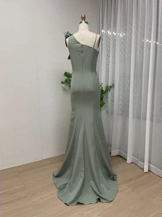 2024 Green One-Shoulder Mermaid Evening Dress - Exclusive Fit and Flare Satin Gown for Women’s Prom and Parties