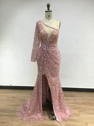 Arabic Exclusive Champagne One-Shoulder Evening Dress - Luxury High Split Mermaid Gown with Long Sleeve for Women’s Formal Events in Dubai