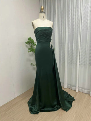 2024 Green Strapless Satin Sheath Evening Dress - Elegant Beaded Mermaid Gown for Bridesmaids and Prom