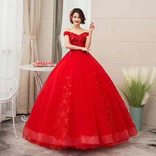 Stunning Boat Neck Floor-Length Prom Dress with Appliques