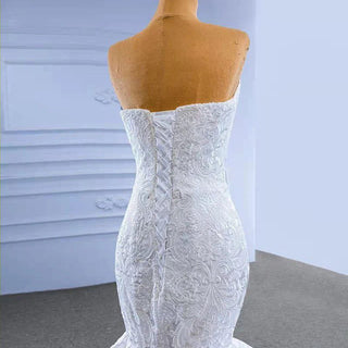 Beautiful Sleeveless Lace Slim Mermaid Wedding Gown