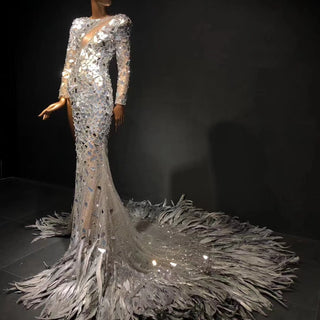 QUEENS DUBAI: Mermaid Marvel - Ostrich Feather Train Lens Design Costume Show Dress for a Dazzling Fashion Show Evening